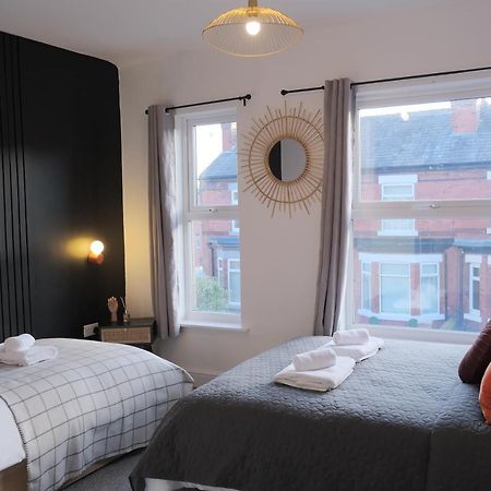 Bee Stays - Pickmere House Warrington  Eksteriør billede